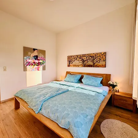 Apartment Attraktive Im Schoenen Hinterhof *