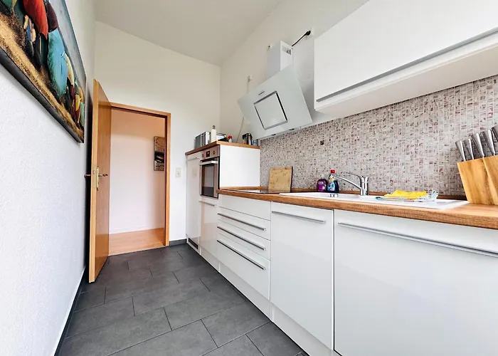 Attraktive Im Schoenen Hinterhof * Schwerin (Mecklenburg-Vorpommern)